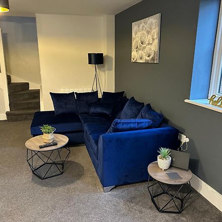 Maple House - 2 Bedroom House With Free Parking In Town By Shortstays4U King's Lynn Bagian luar foto